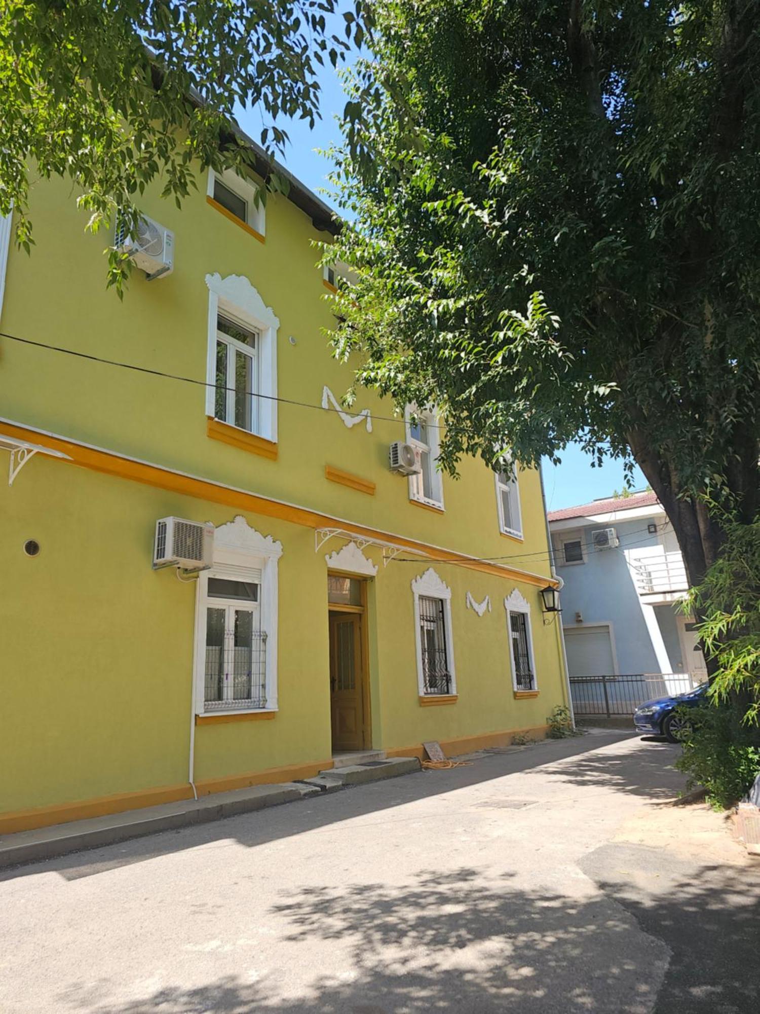 R&N Familiy Apartments Мостар Экстерьер фото